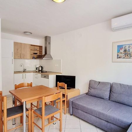 Apartments Lovincic 巴斯卡 外观 照片