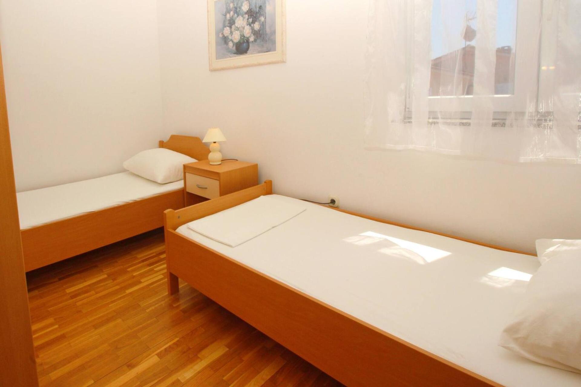 Apartments Lovincic 巴斯卡 外观 照片